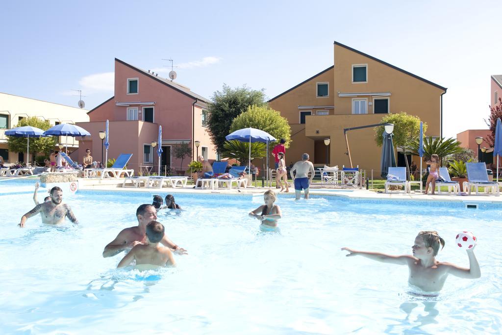 Residence Borgomare Albenga Exterior photo