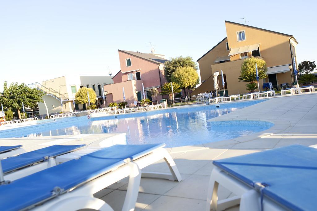 Residence Borgomare Albenga Exterior photo